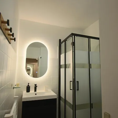 25 M2 Centre-ville Avec Balcon Et Wifi Appartement